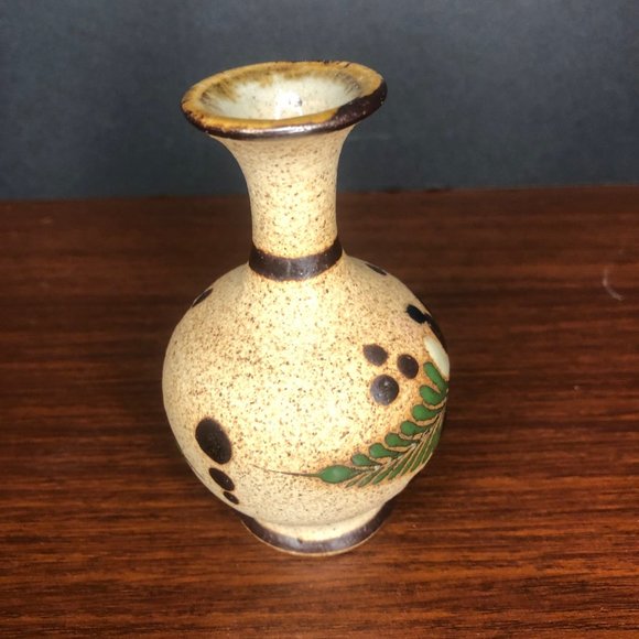 Beautiful Hand Painted Pottery Vase Signed 4” - Picture 3 of 10